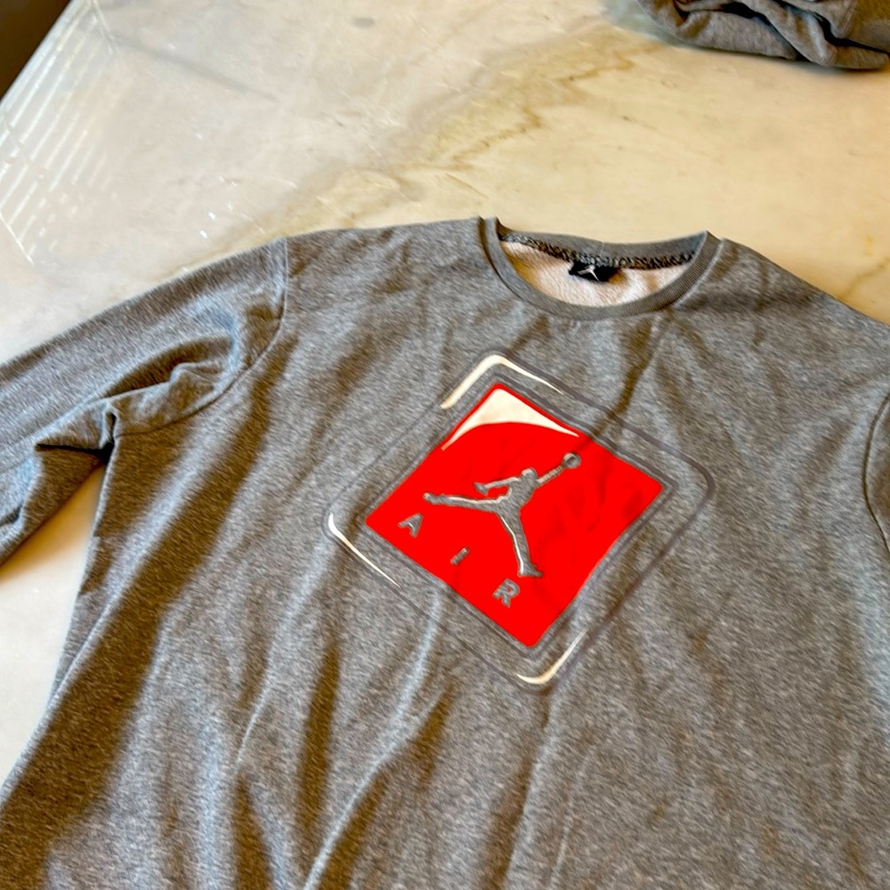 Jordan Sweatshirt size 2XL Used Grey/orange